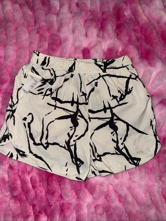 The North Face Pants - The North Face Women’s Black & White Abstract Print Athletic Shorts